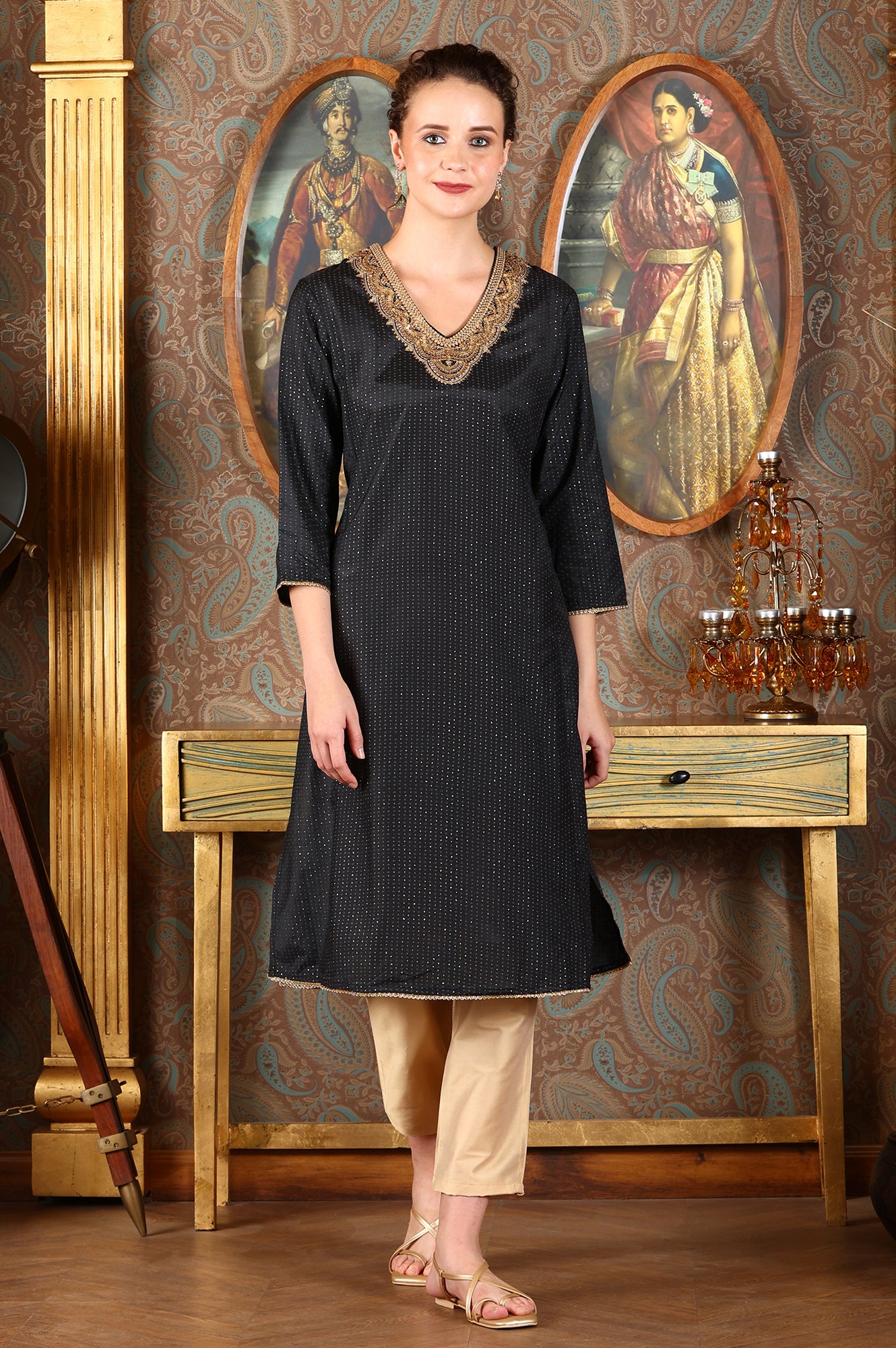 Black Glitter Printed Shantung Kurta With Metallic Embroidery
