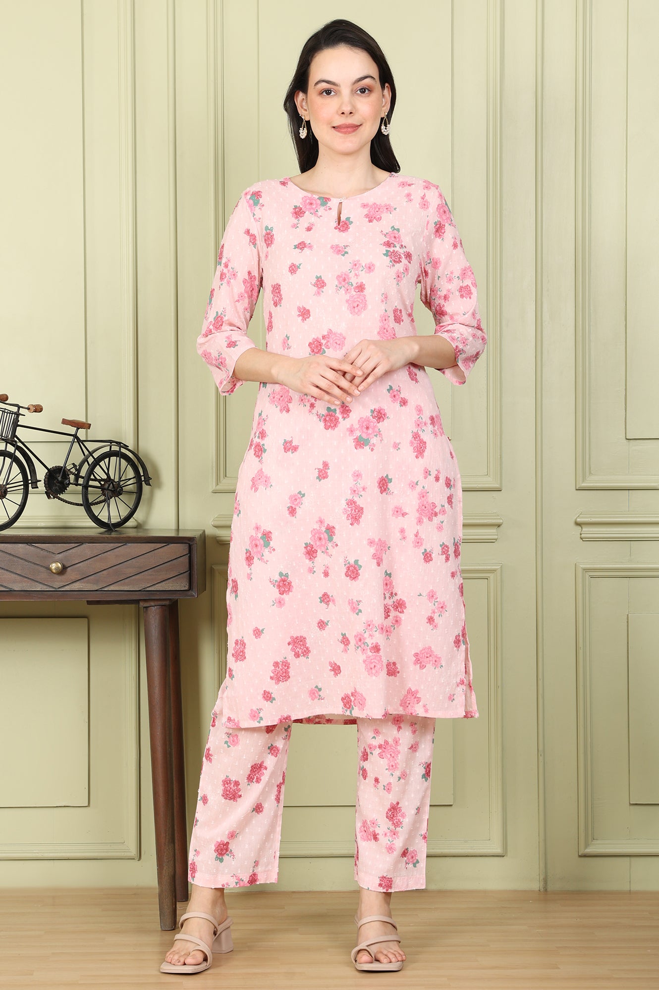 Pink Floral Printed Pure Cotton Straight Kurta And Pants Co-Ord Set - wforwoman