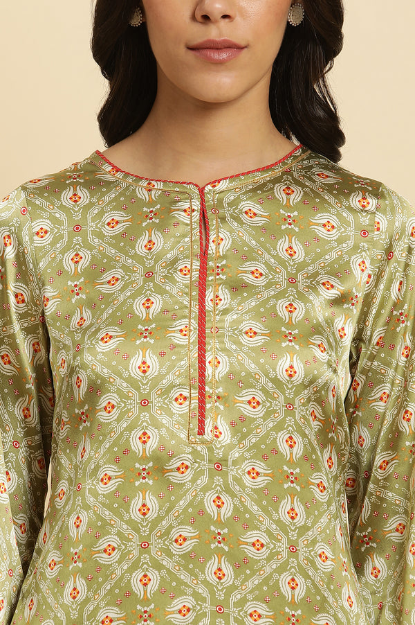 Green Geometric Printed Japanese Satin Straight Kurta with Slim Pant Set