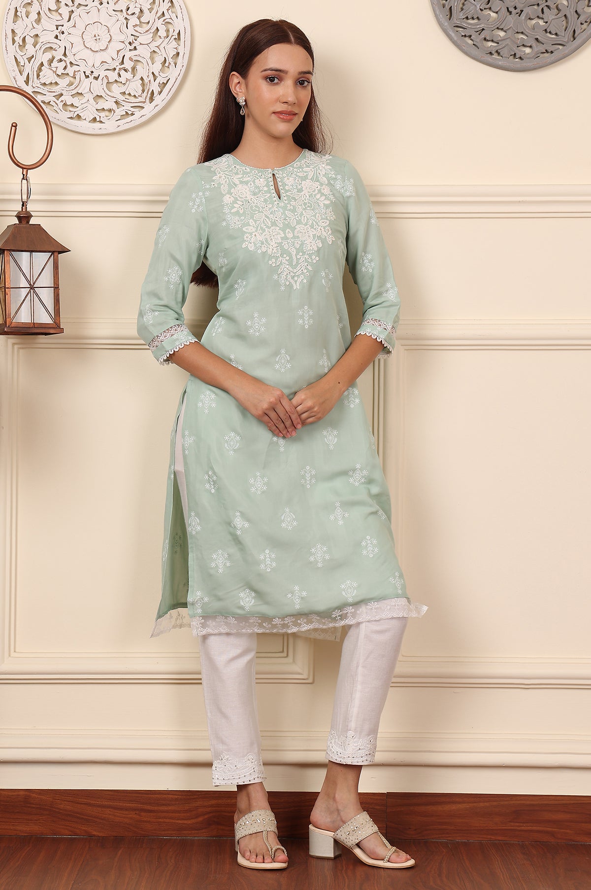 Mint Green Floral Printed Chikankari Straight Kurta - M