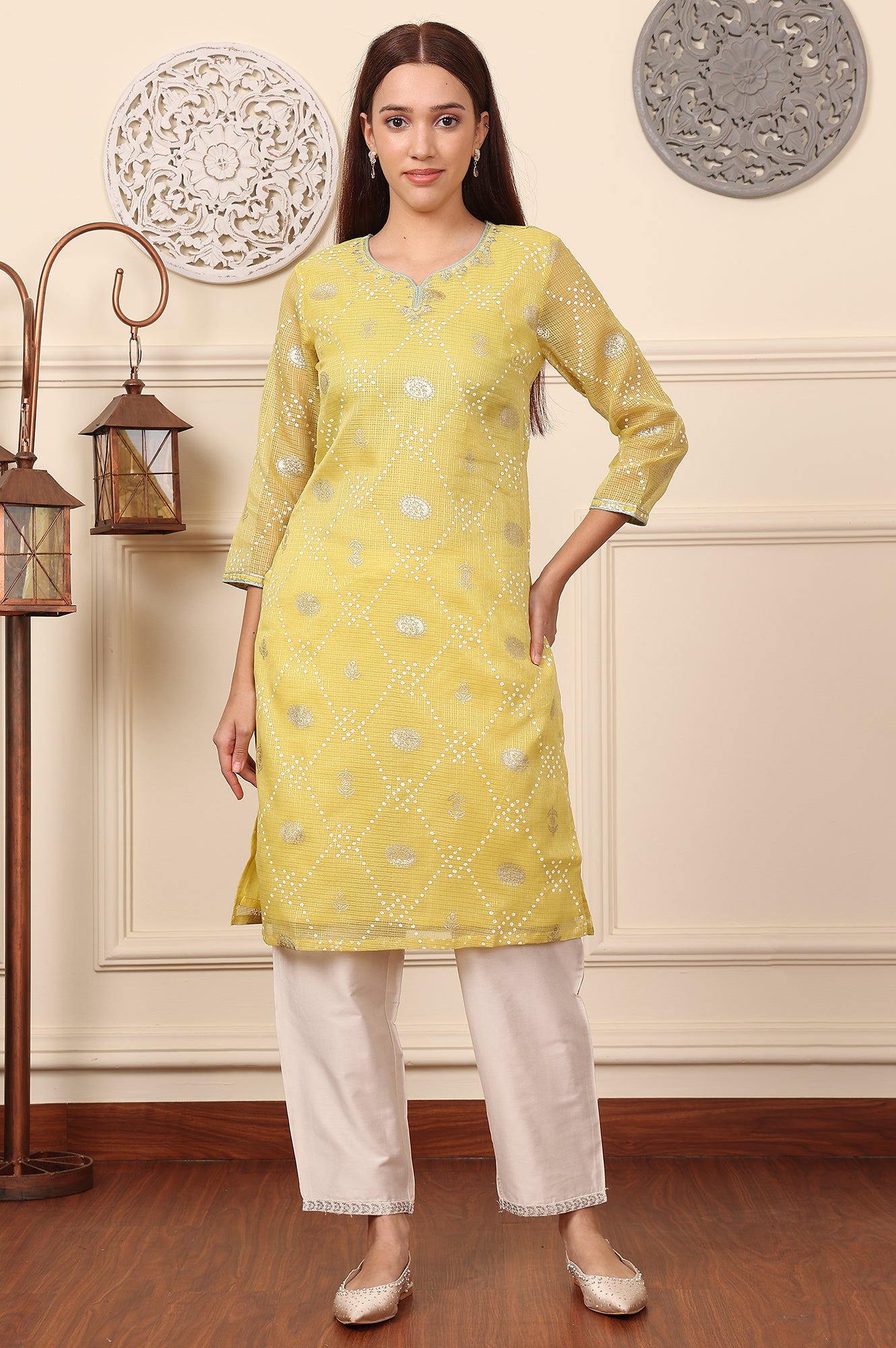 Yellow Geometric Foil Printed Zari Embroidered Straight Kota Doriya Kurta