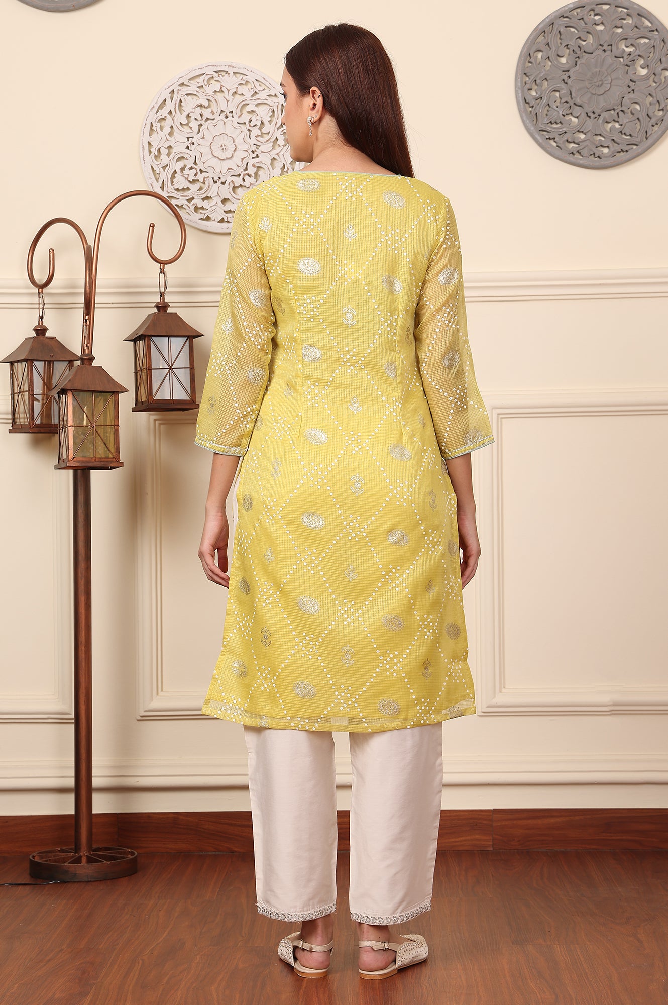 Yellow Geometric Foil Printed Zari Embroidered Straight Kota Doriya Kurta