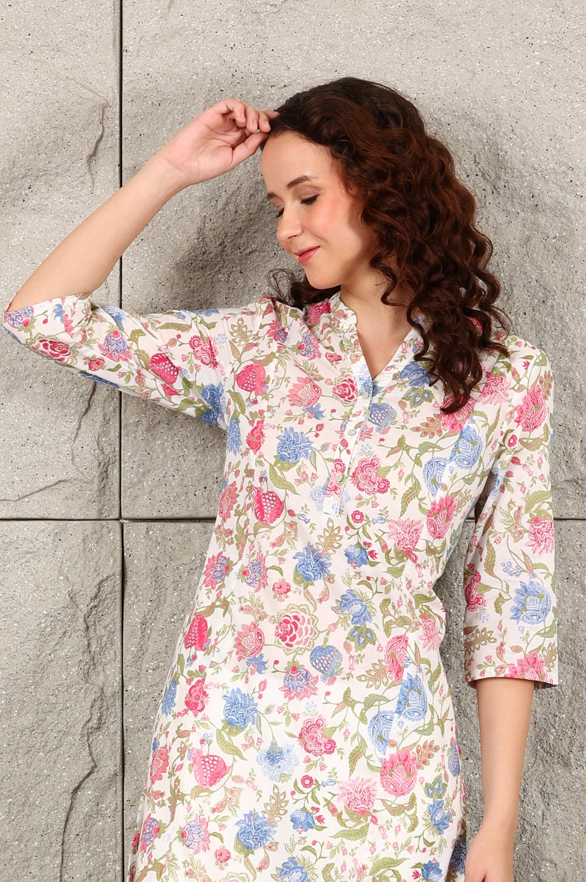 White Floral Printed Pure Cotton Straight Kurta - XS