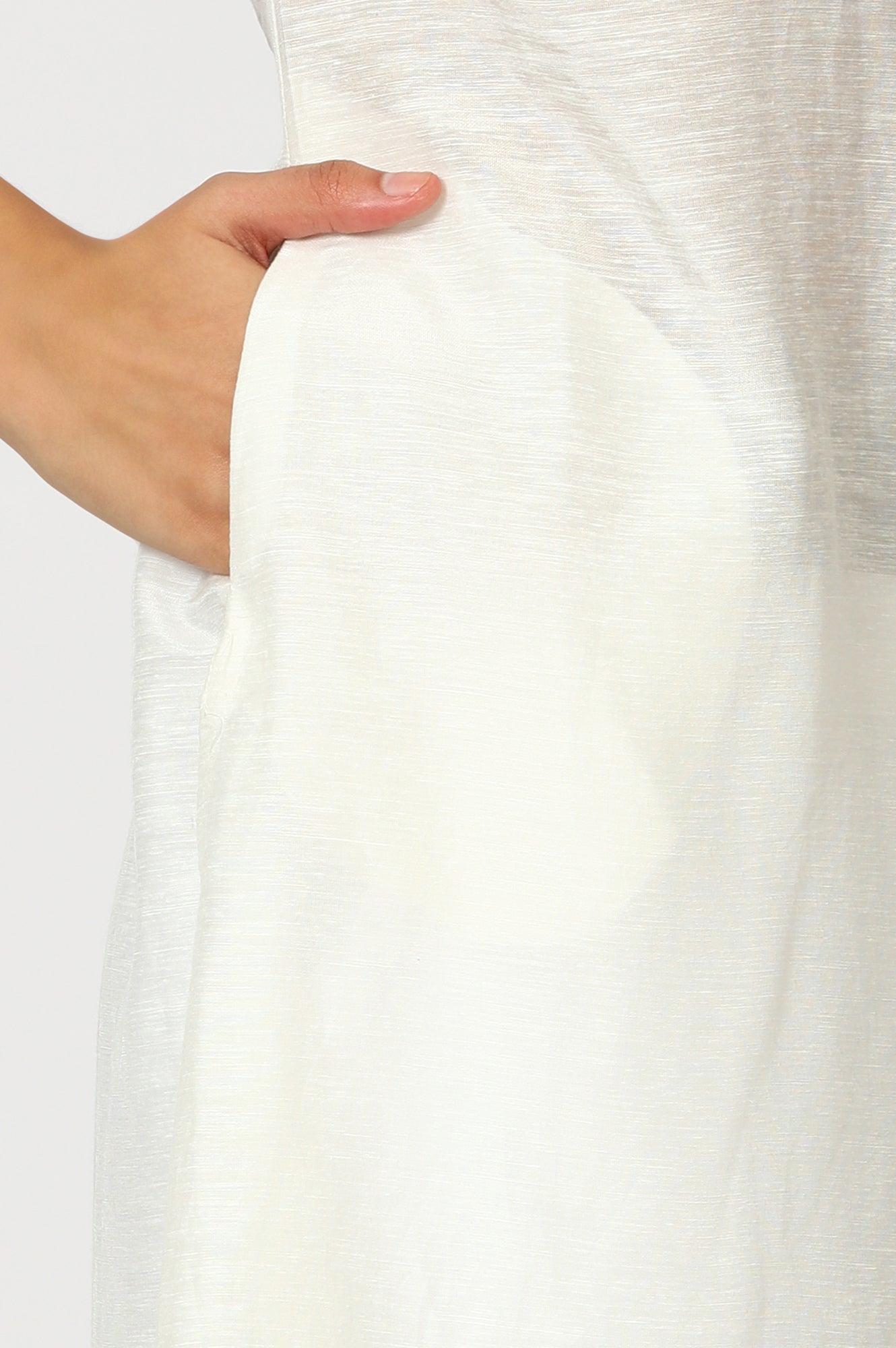 Pink Solid Thread Work Rayon Straight Kurta