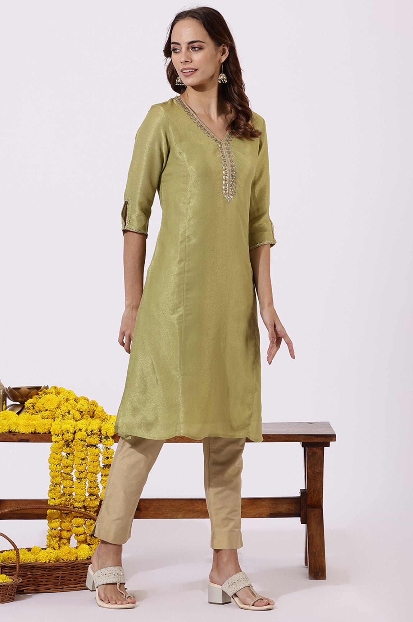Green Solid Straight Kurta