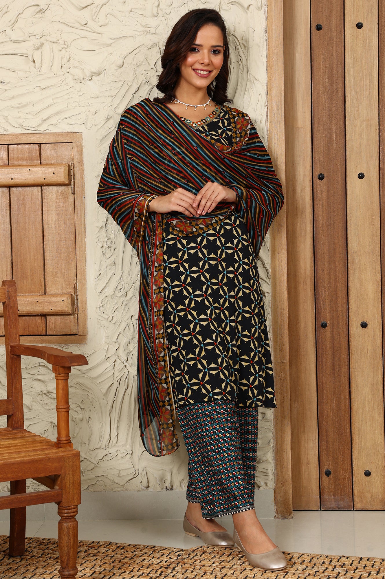 Multi-Coloured Stripe Printed Chiffon Dupatta