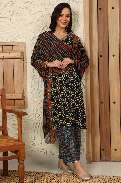 Multi-Coloured Stripe Printed Chiffon Dupatta
