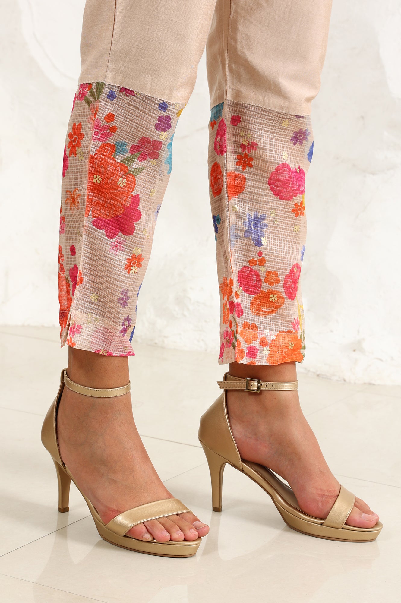 Cream Floral Printed Sequined Kota Flared Kurta, Pants And Dupatta Set