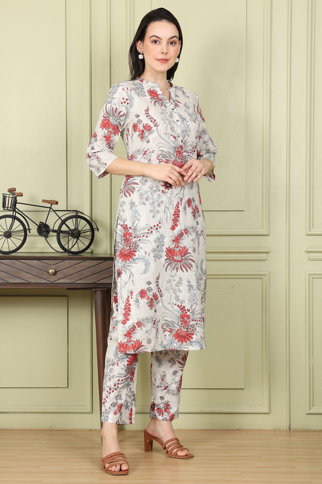 White Floral Printed Pure Cotton Straight Kurta And Pants Set - wforwoman