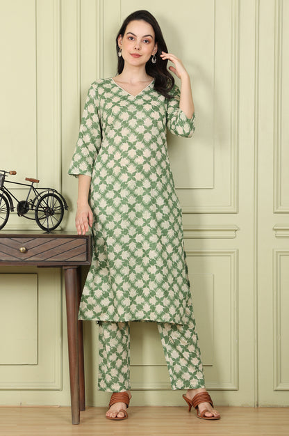 Olive Green Floral Printed Cotton Blend Straight Kurta And Pants Co-Ord Set - wforwoman