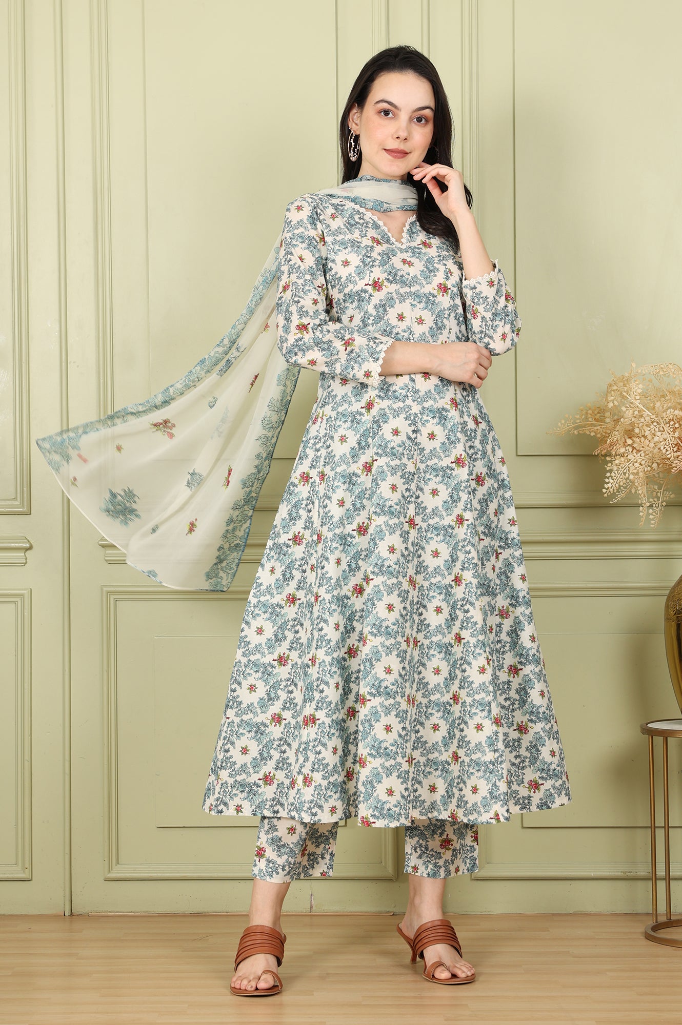 White Floral Printed A-Line Kurta, Pants And Dupatta Set - wforwoman