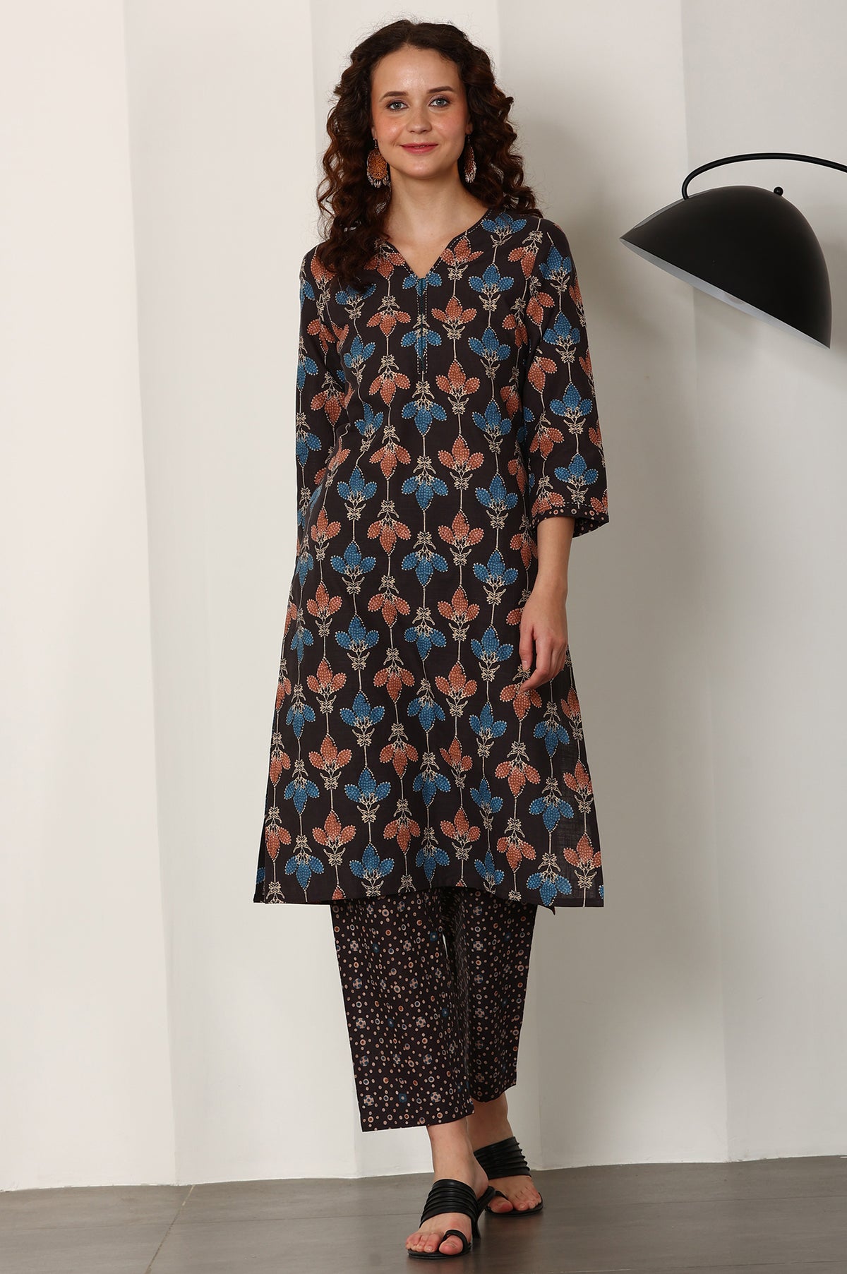 Black Floral Printed Pure Cotton Kurta And Pants Co-Ord Set - XS