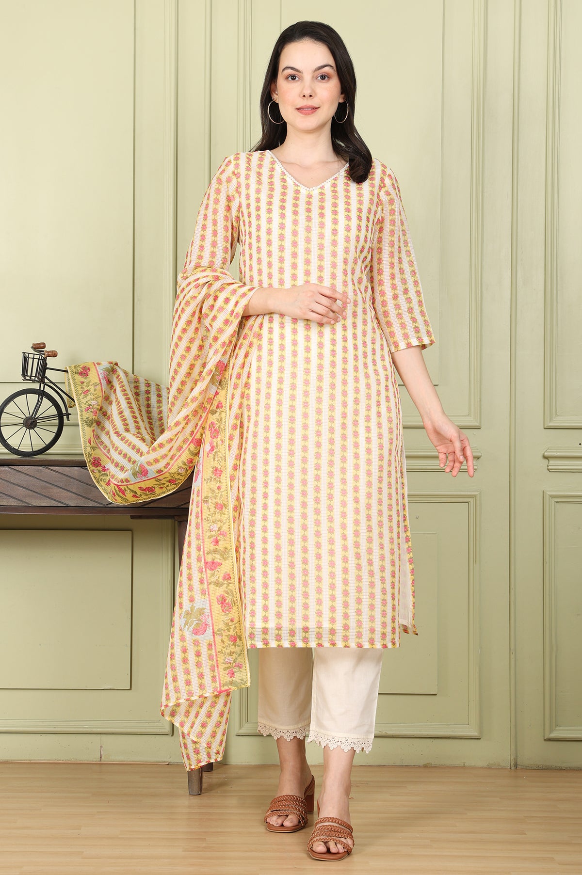 White Floral Printed Straight Kota Kurta, Pants And Dupatta Set - L