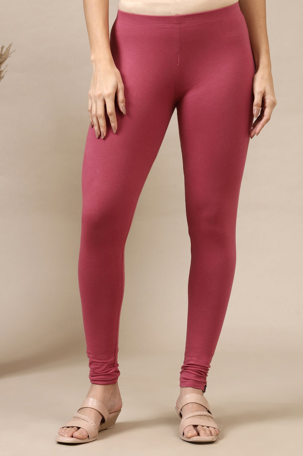 Pink Solid Skinny-fit Cotton Lycra Leggings with Slip-on Closure - S