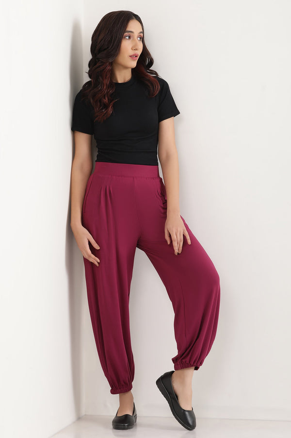 Purple Solid Loose Fit Pants With Pleated Detail