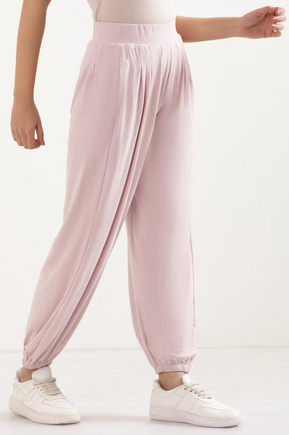 Light Pink Solid Loose Fit Pants With Pleated Detail