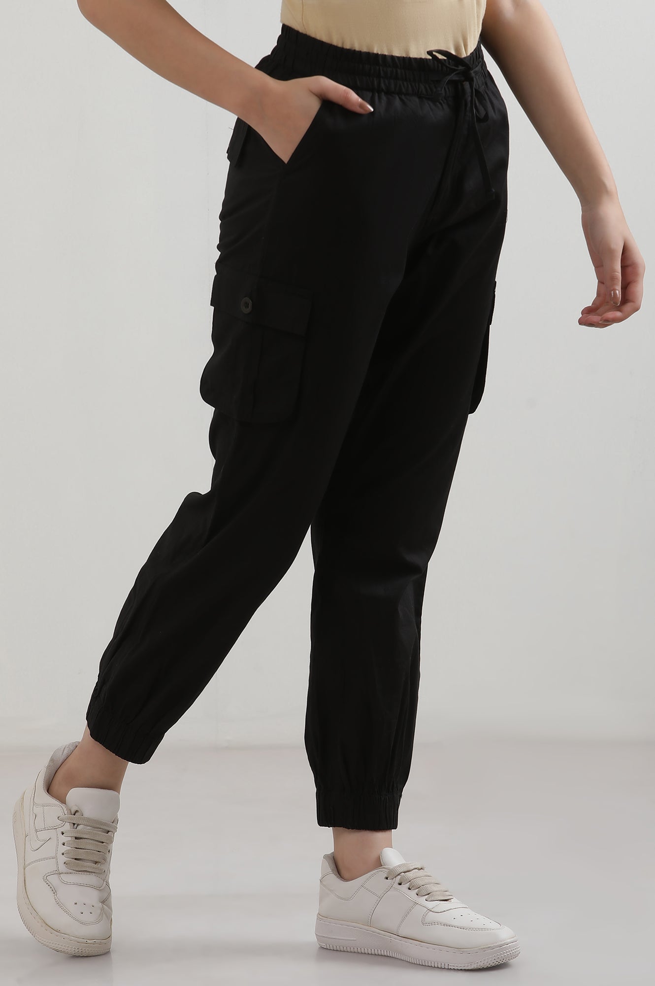 Black Solid Pure Cotton Straight Trousers &amp; Pants