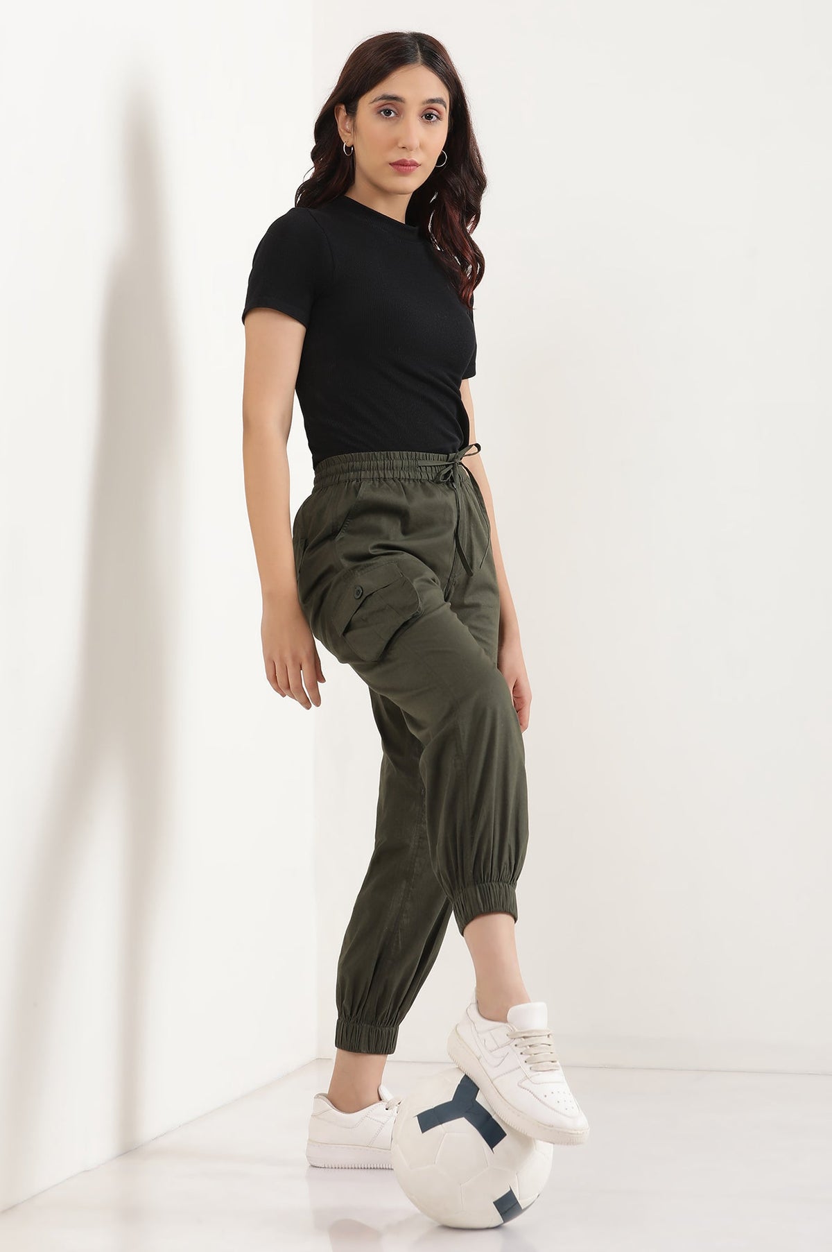 Elleven Women's Olive Green Solid Tapered Cotton Pants with Elasticated Waist - XS