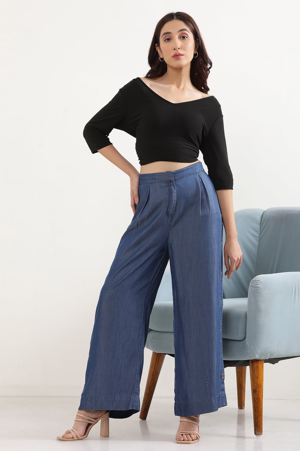 Elleven Women's Blue Solid Wide Leg Denim Palazzo With Side Buttons - M