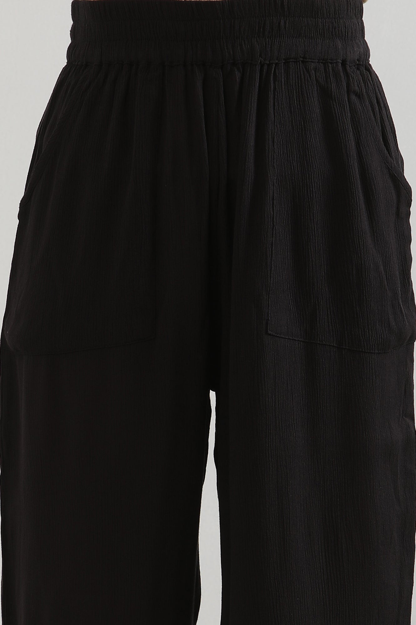 Black Solid Rayon Flarred Palazzos &amp; Culottes