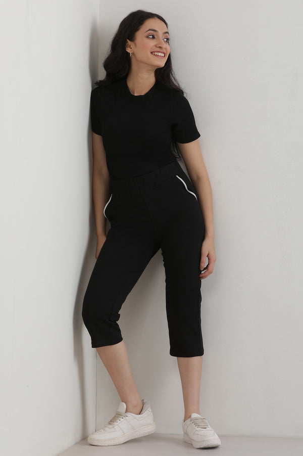 Black Solid Straight Fit Cotton Culottes With Slip On Closure
