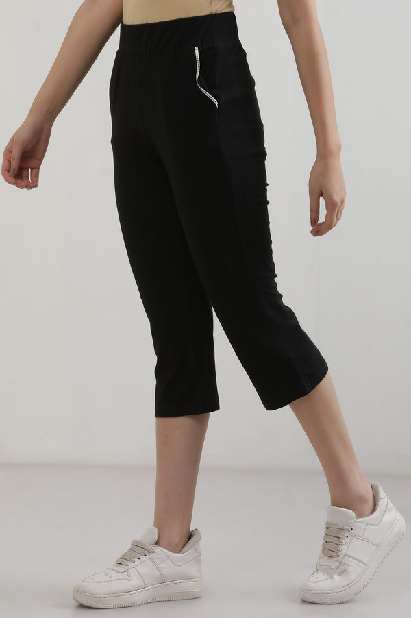 Black Solid Straight Fit Cotton Culottes With Slip On Closure