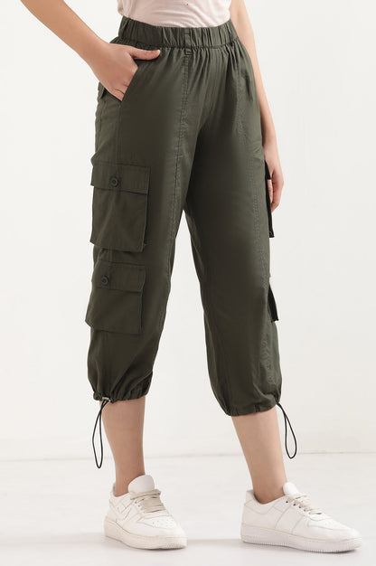Muted Sage Green Solid Straight Fit Cotton Cropped Pants With Drawstring