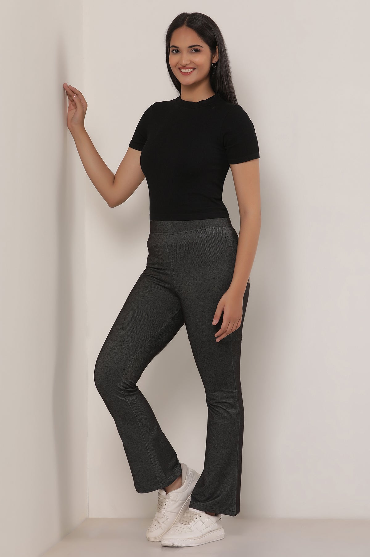 Elleven Women's Black Solid Flared Cotton Pants - S