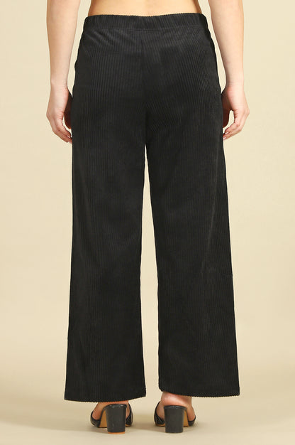 Black Solid Cotton Blend Straight Trousers &amp; Pants
