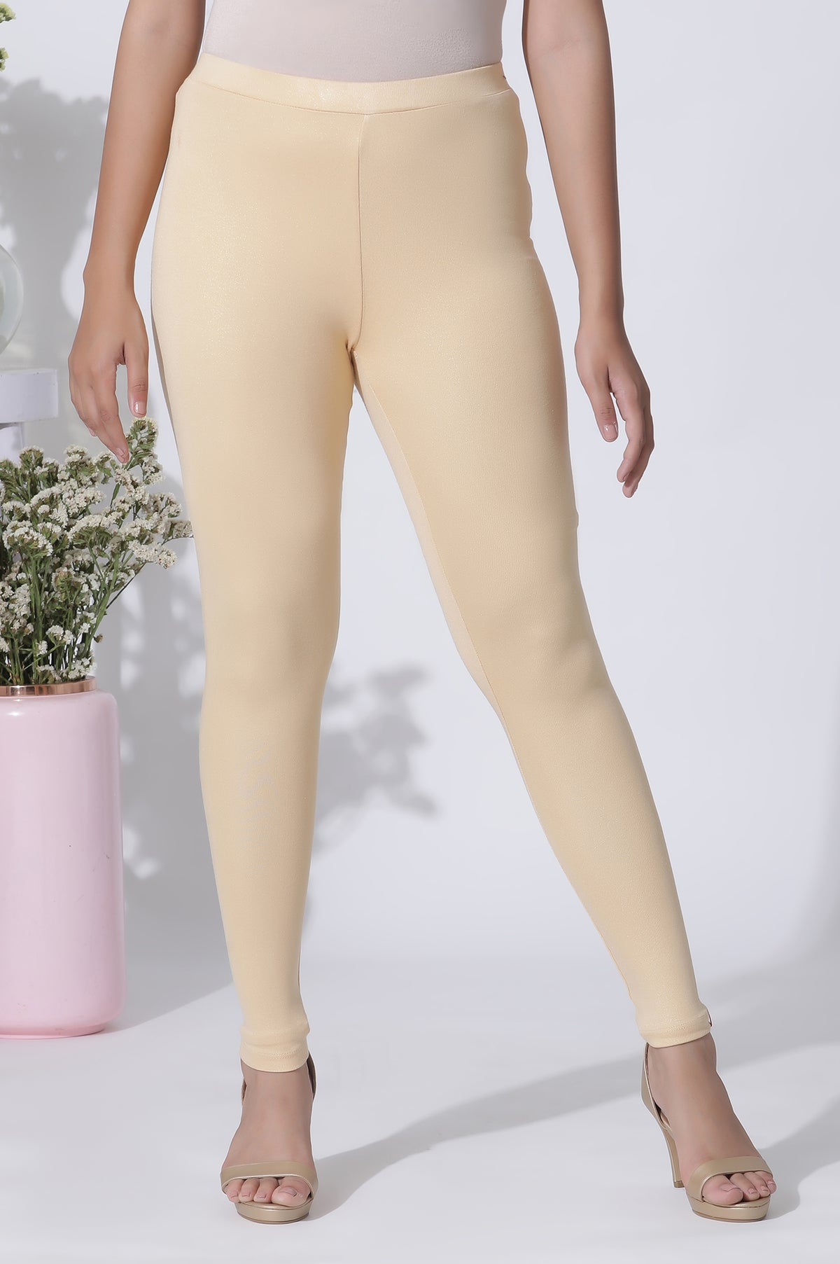 Peach Solid Viscose Lycra Ankle Length Leggings - S