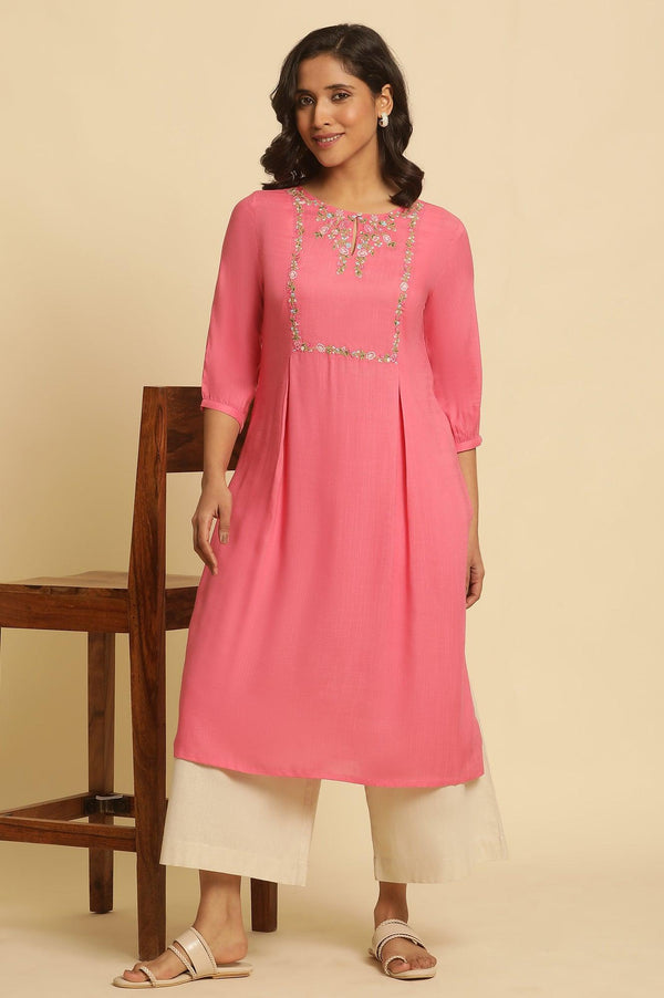 Pink A-Line Kurta With Thread Embroidery