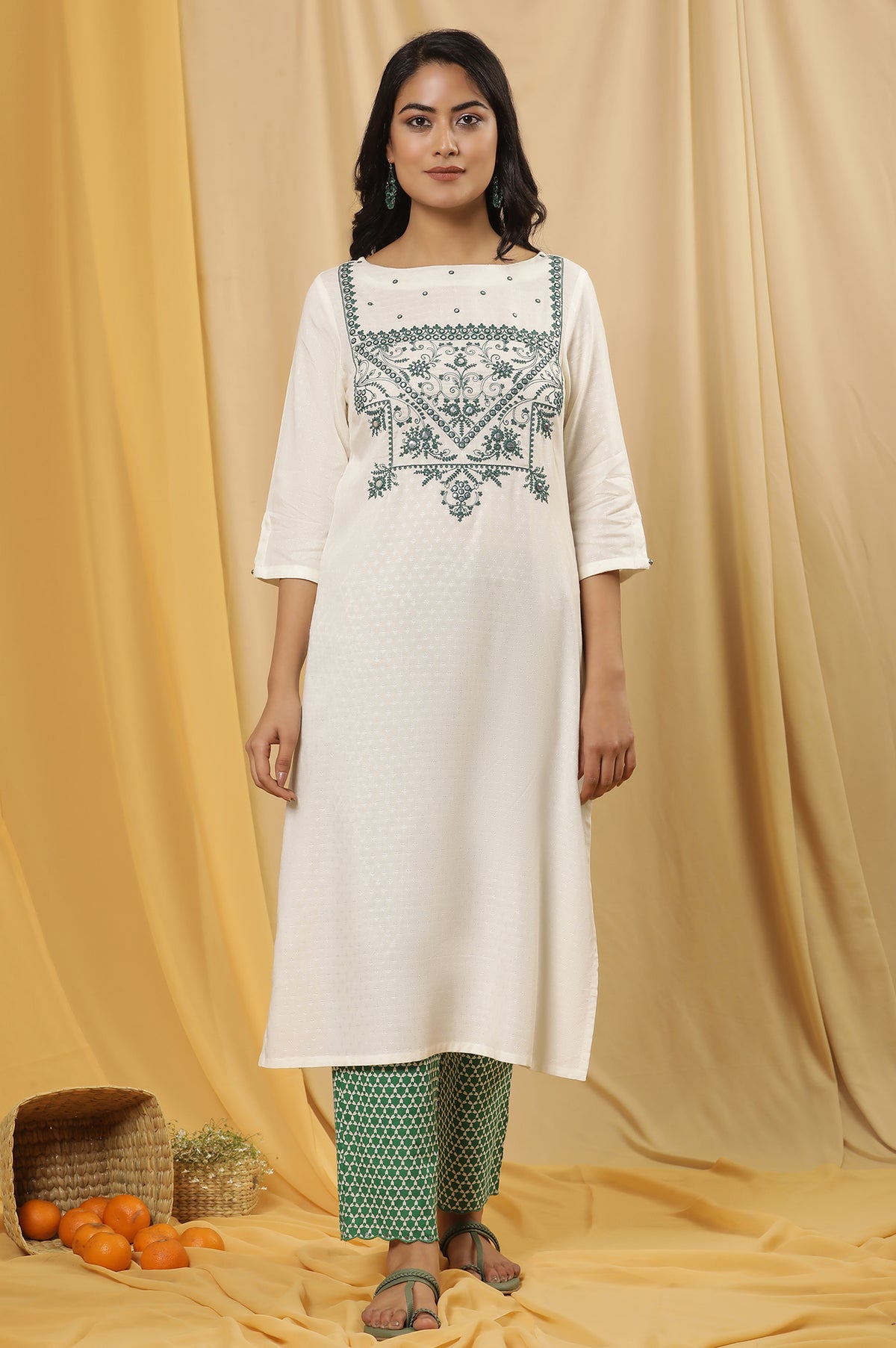 White Dori Embroidered Straight Kurta - XS