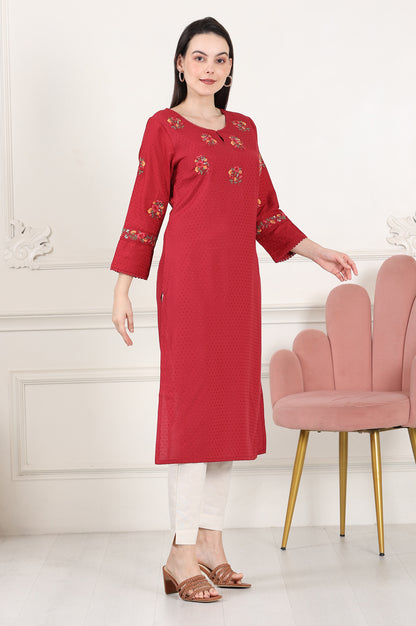 Maroon Thread Embroidered Yoke Textured Dobby Straight Kurta - wforwoman