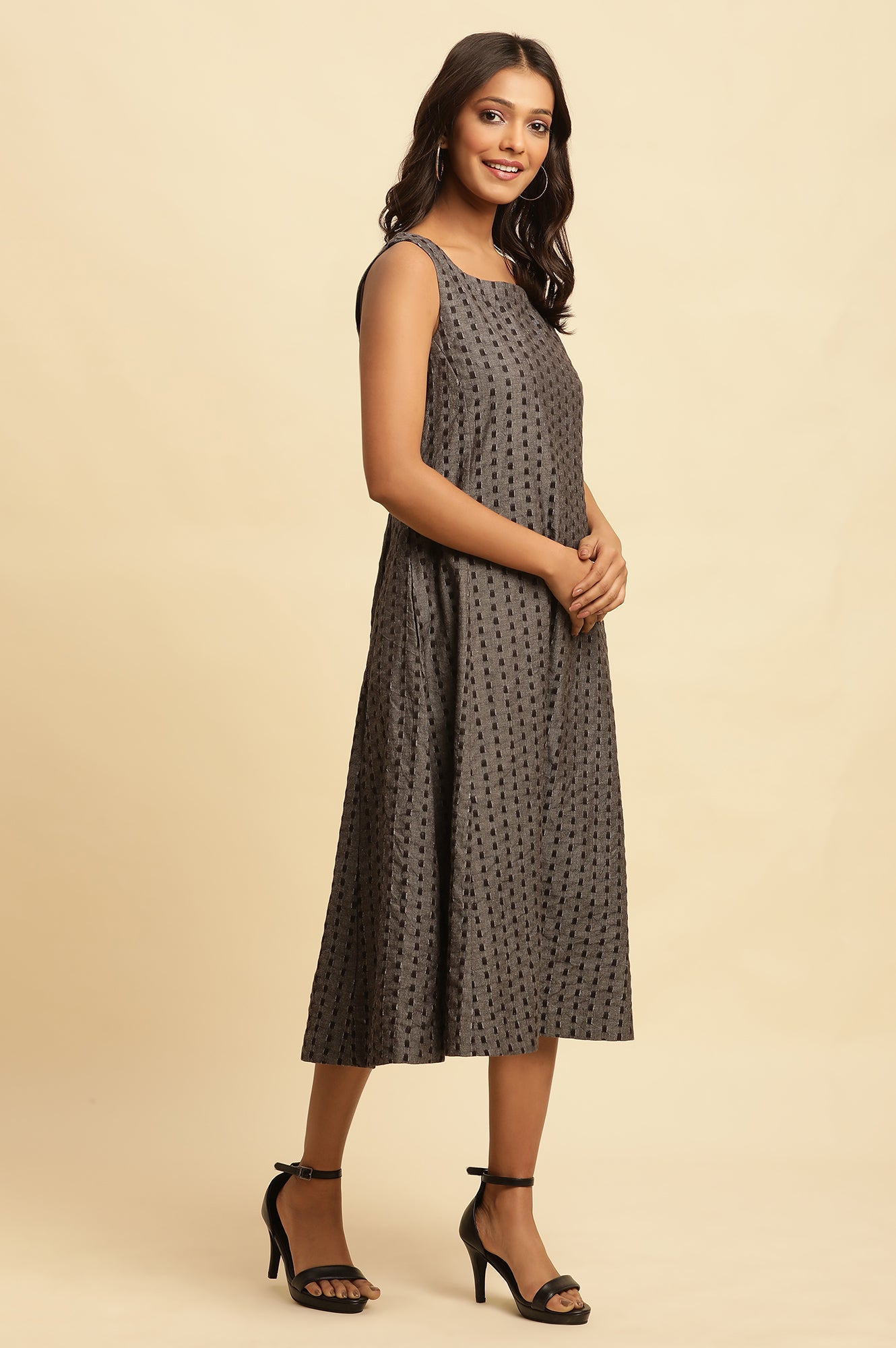 Grey Textured Fit And Flared Western Dress