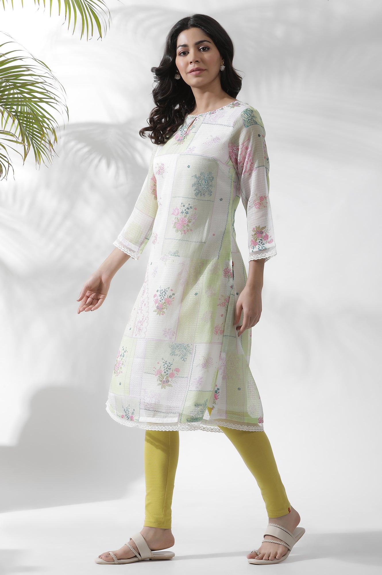 Multicolour Embroidered Beads Straight Kurta