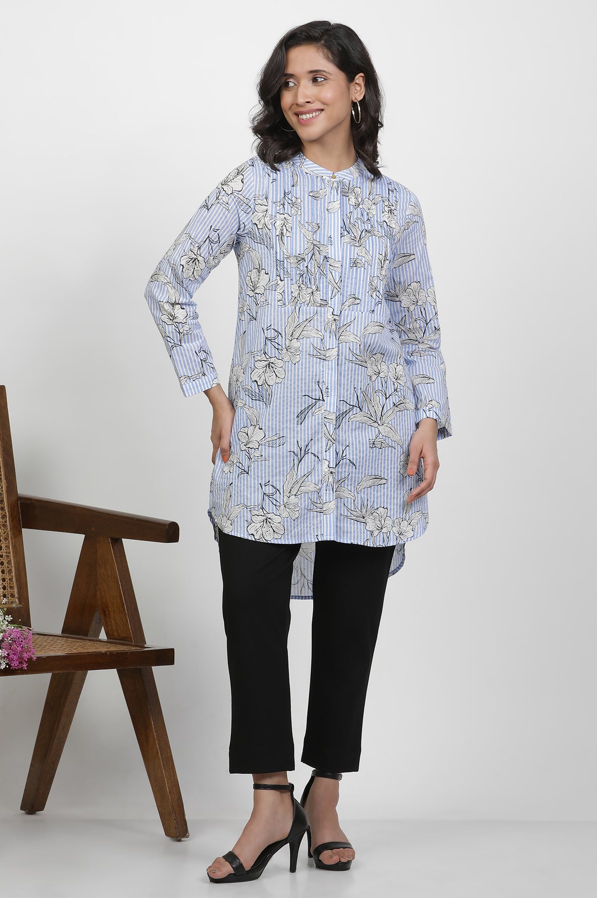 Blue And White Stripe Shirt With Floral Print - XS