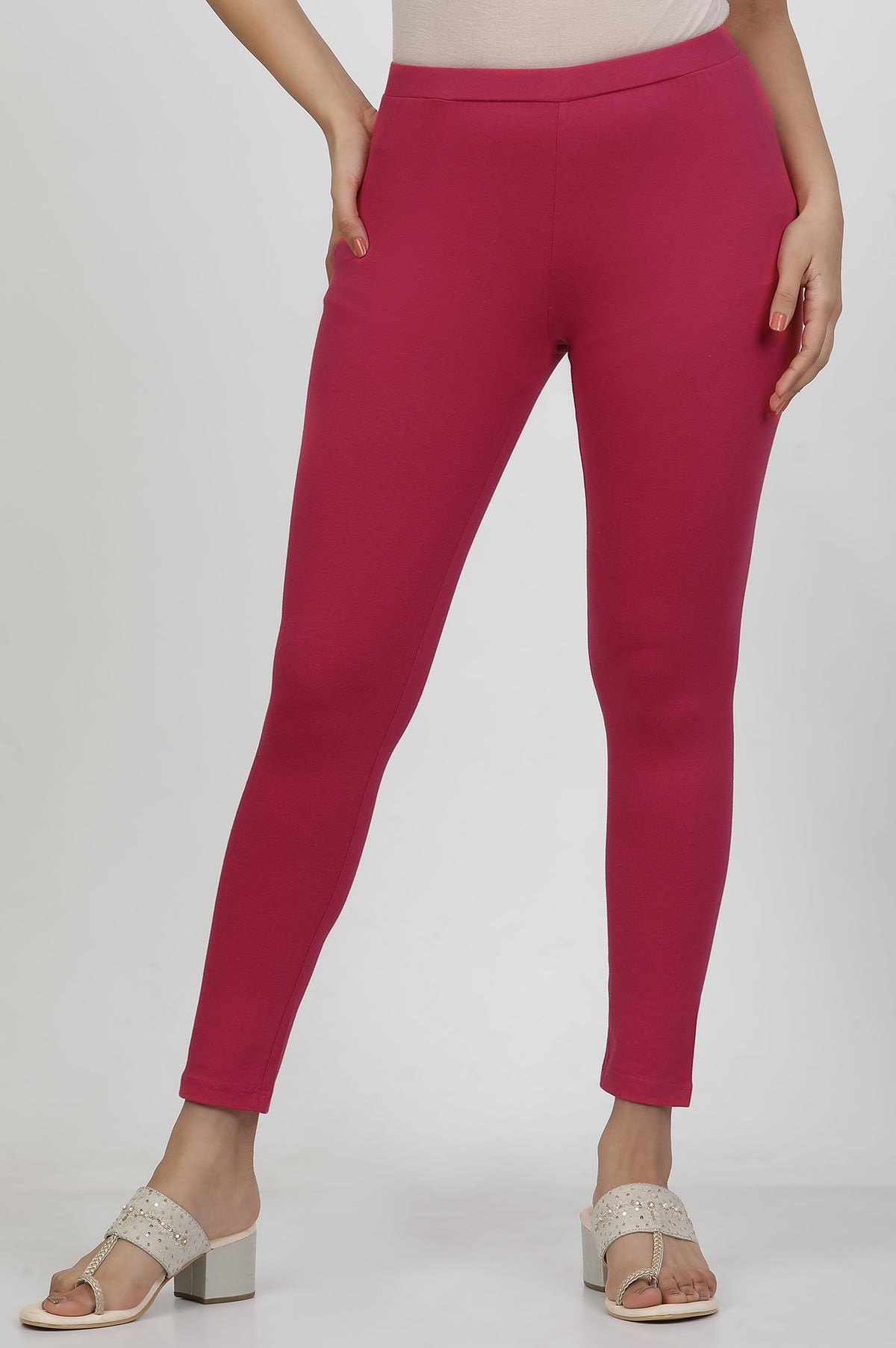 Hot Pink Solid Mid-Rise Tights - S