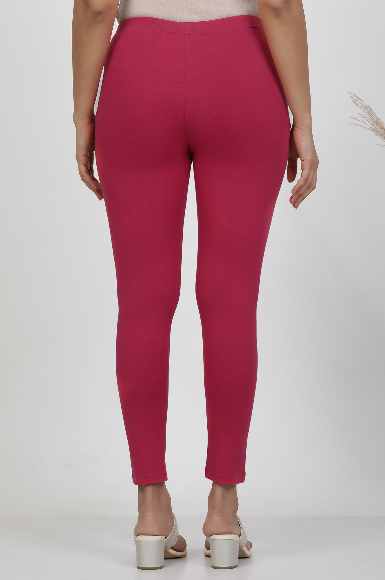 Hot Pink Solid Mid-Rise Tights