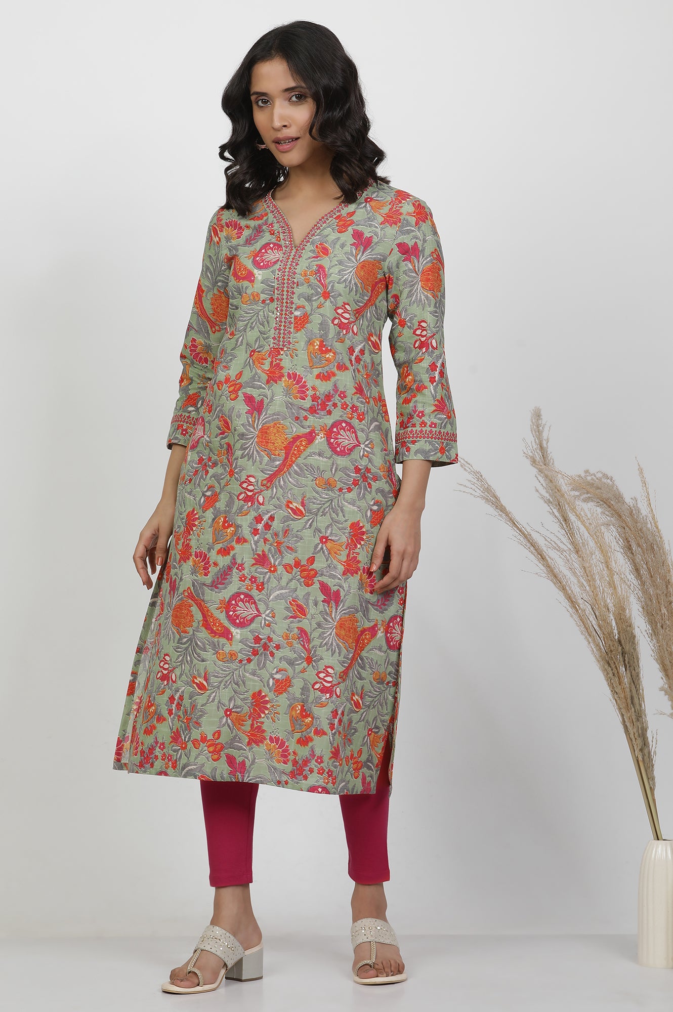 Hot Pink Solid Mid-Rise Tights