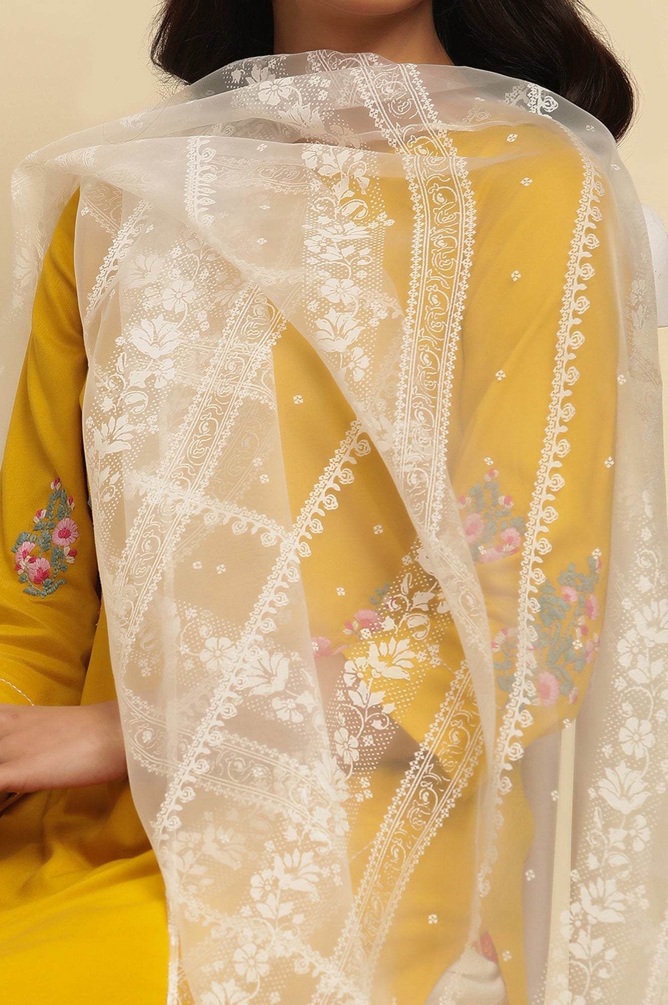 White Floral Brasso Printed Rectangular Dupatta
