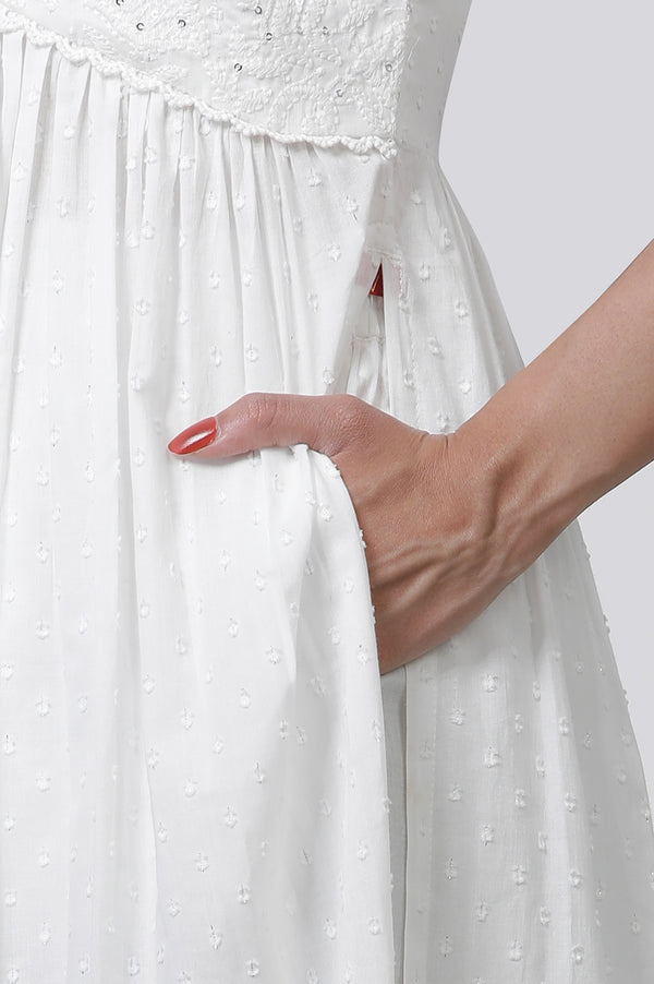 White Embellished Kurta, Pants and Dupatta Set