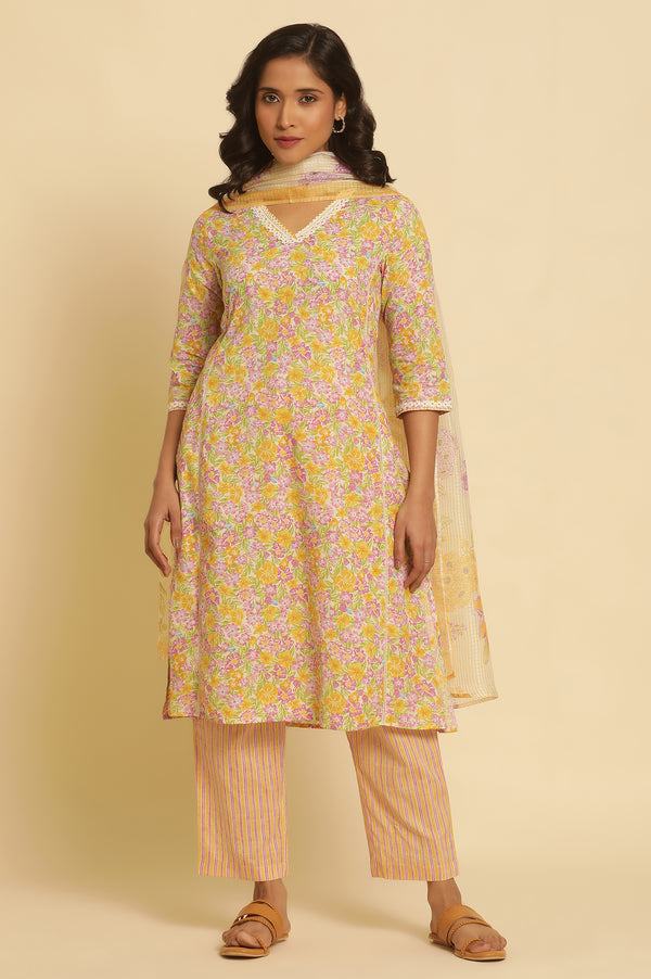 Multi-Coloured Floral Printed Kurta, Pants And Dupatta Set