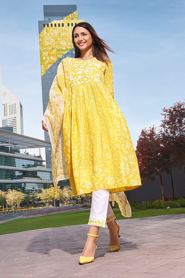 Yellow Floral Printed Kurta, Pants and Dupatta Set