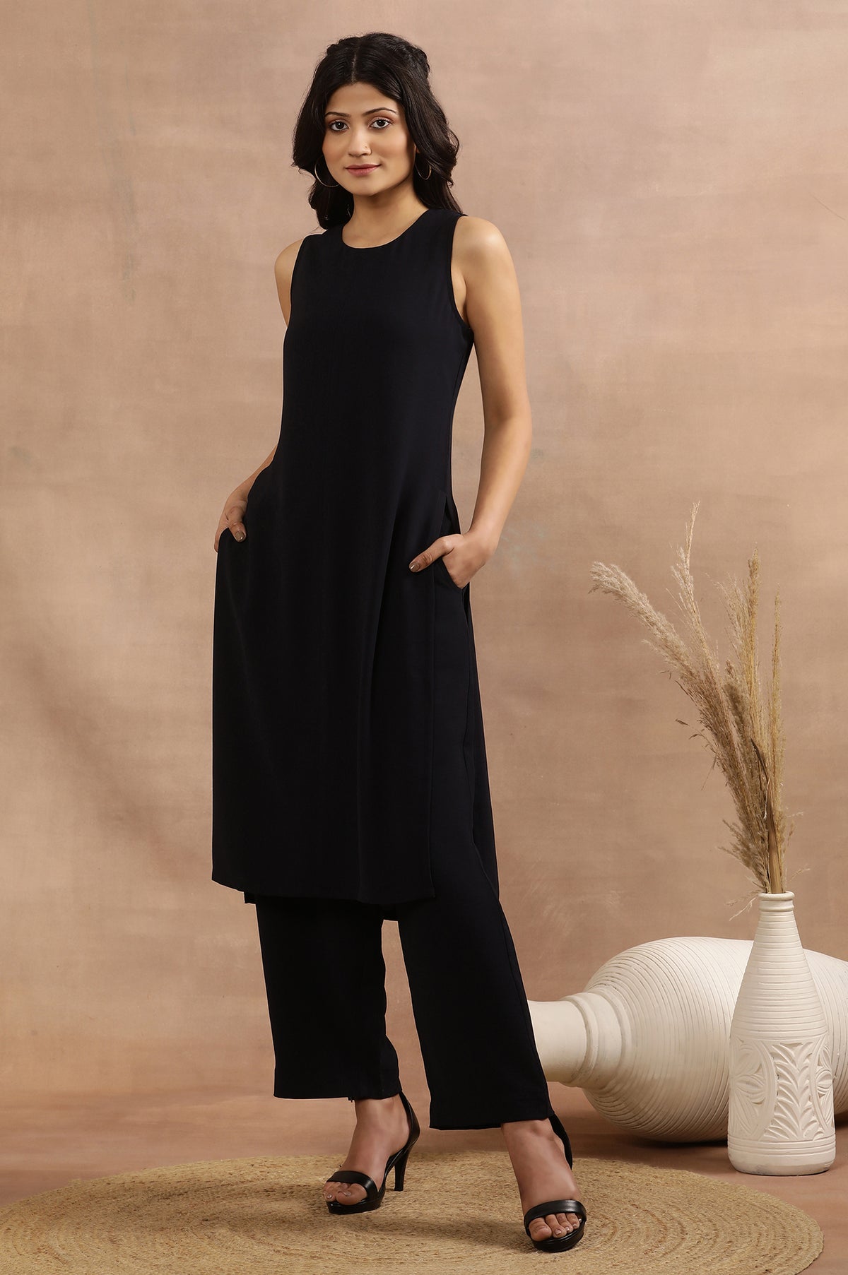 Navy Blue Straight Kurta And Pants Co-Ord Set - XS