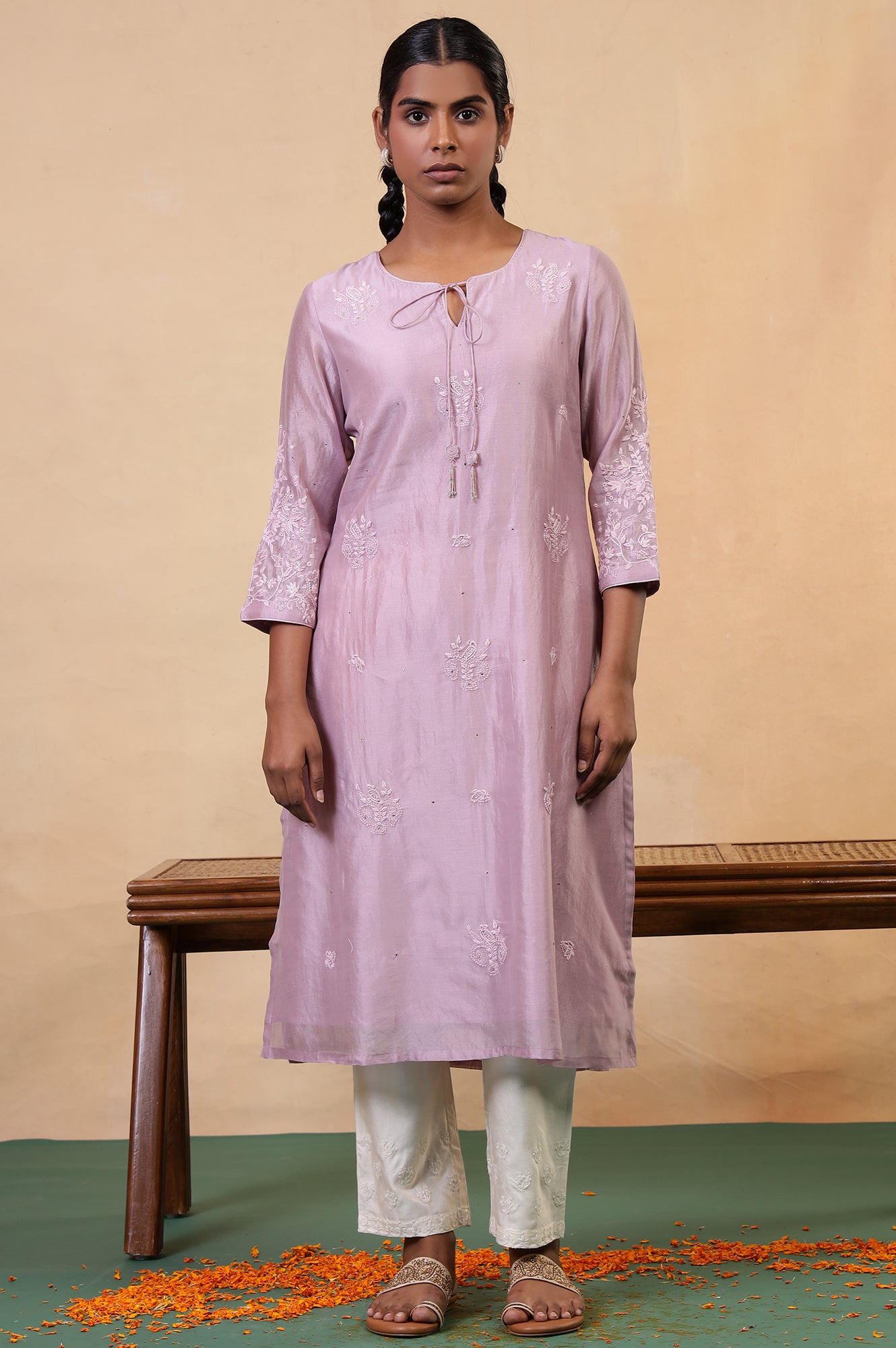 Folksong Lilac Cotton-Silk A-Line Embroidered Chikankari Regular Kurta