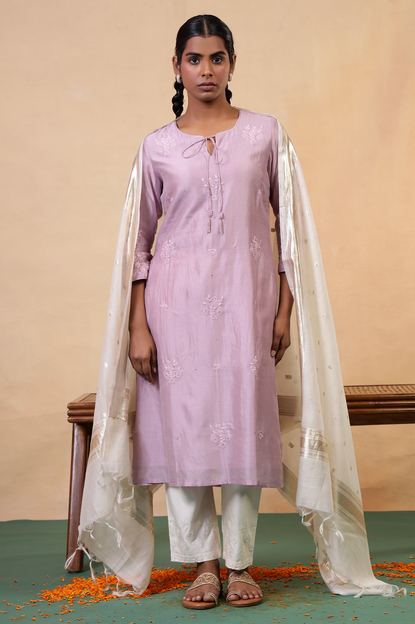 Folksong Lilac Cotton-Silk A-Line Embroidered Chikankari Regular Kurta