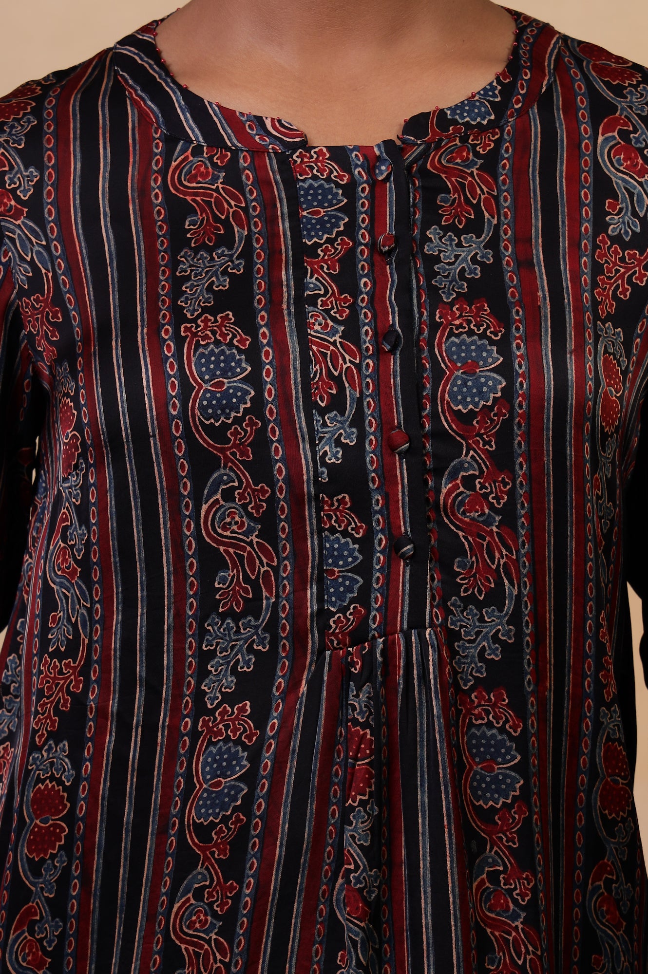 Folksong Pirate Black Viscose Straight-Fit Ethnic Motif Ajrakh Print Top