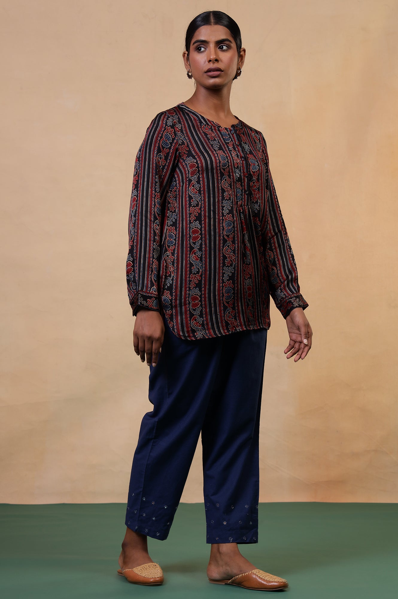 Folksong Pirate Black Viscose Straight-Fit Ethnic Motif Ajrakh Print Top