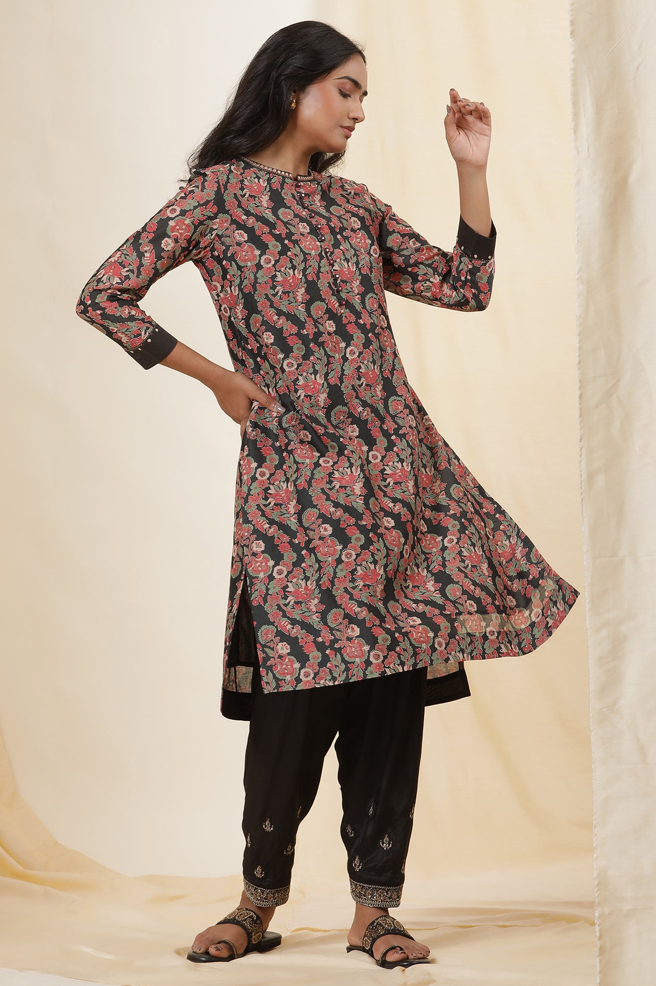 Black Shiny Chanderi Kurta In Multicoloured Block Print