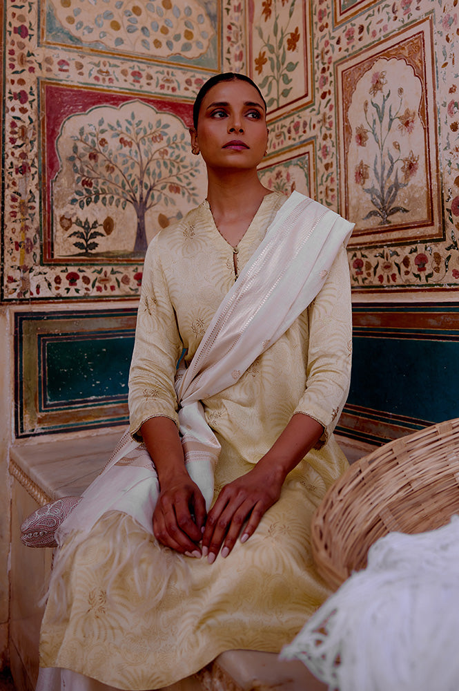 Pale Yellow Rogan Kurta In Lustrous Satin